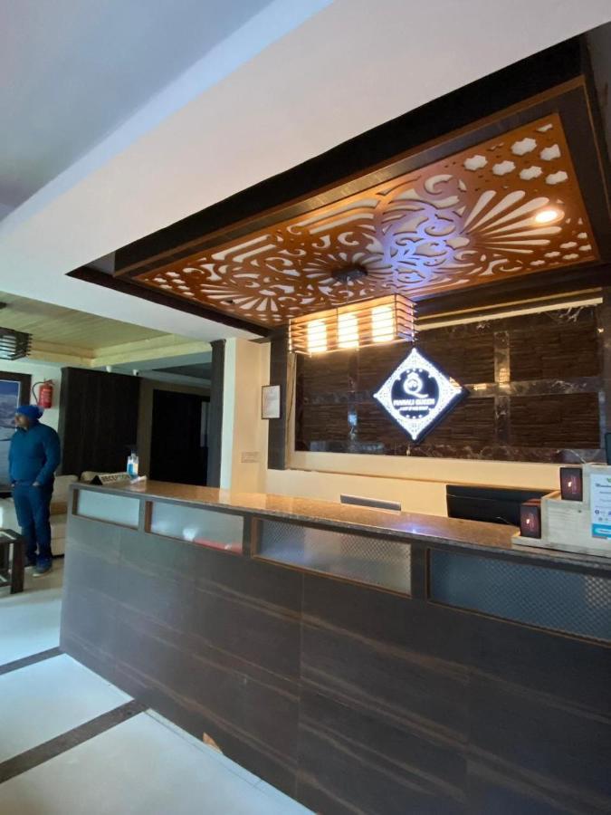Hotel Manali Queen מראה חיצוני תמונה